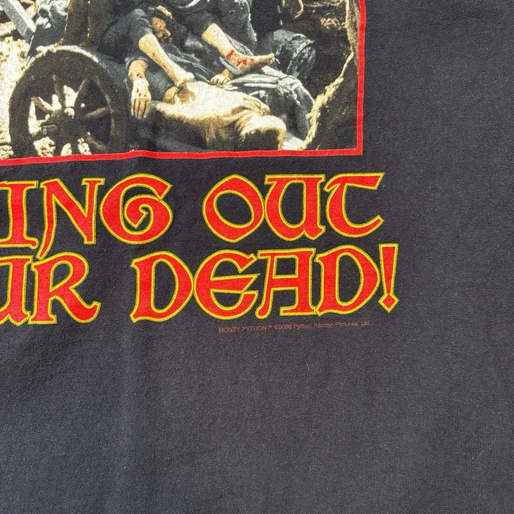 Monty Python Tshirt Mens Size M‎ Bring Out Your Dead